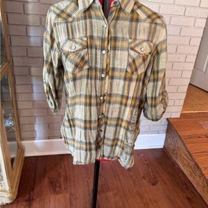 Ladies Harley-Davidson gold and Gray Plaid Button-Down Shirt size L